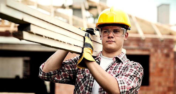 El desinterés de los jóvenes en el sector de la construcción